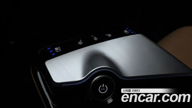 Kia EV6 — Фото автомобиля 28