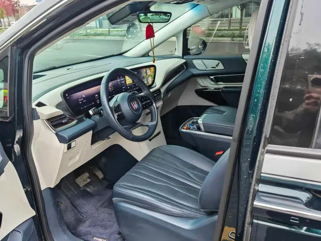 Buick Century — Фото автомобиля 3