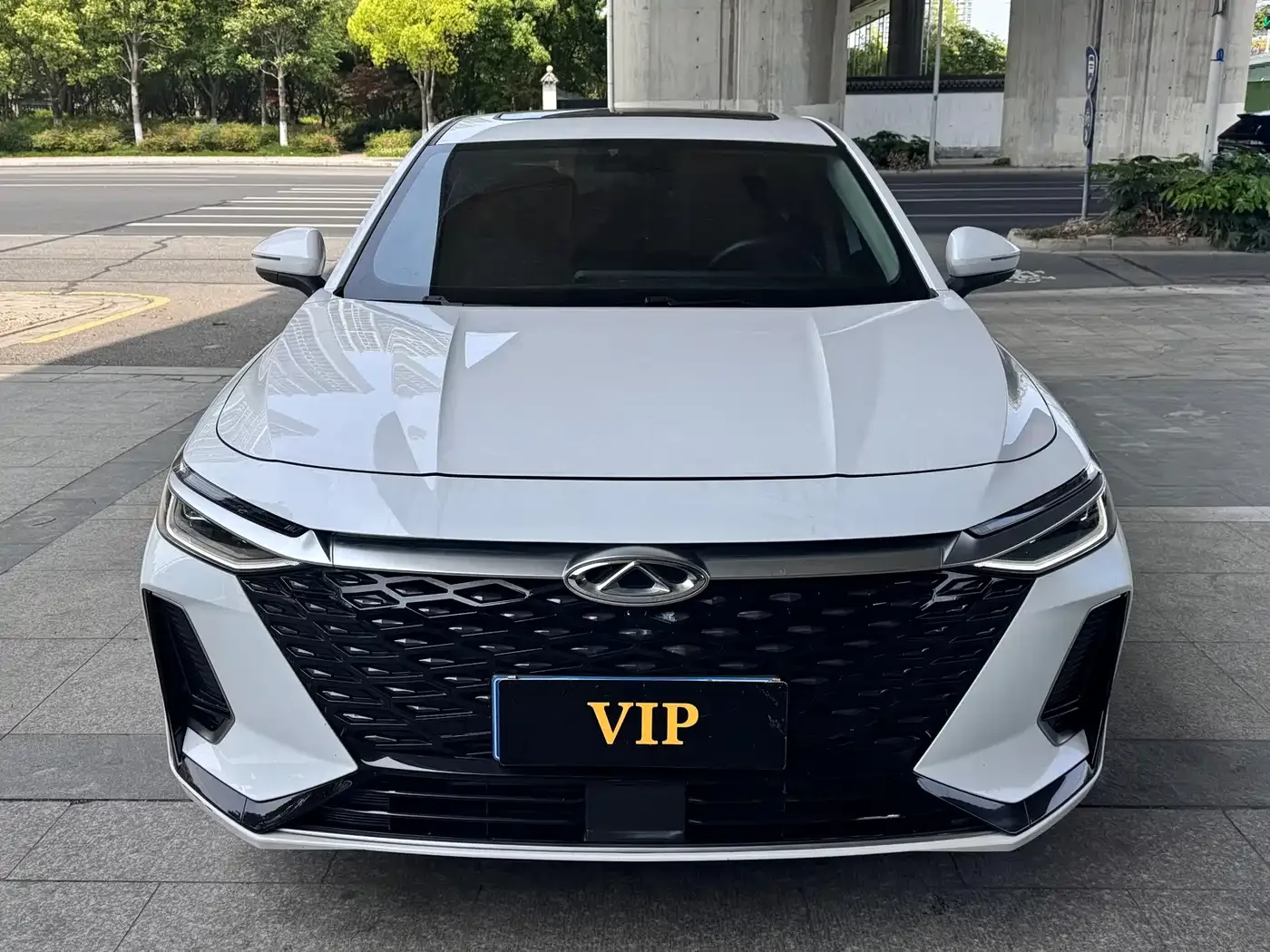 Chery Arrizo 8 2022 1.6T DCT Premium — Фото автомобиля 2
