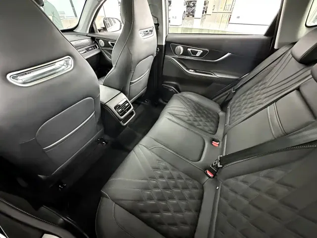Chery Tiggo 7 PLUS — Фото автомобиля 13