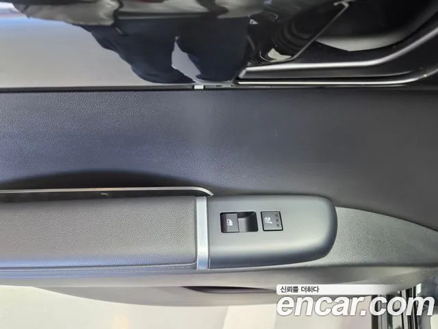 Hyundai Grandeur GN7 — Фото автомобиля 10
