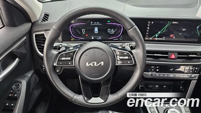 Kia Seltos New — Фото автомобиля 13