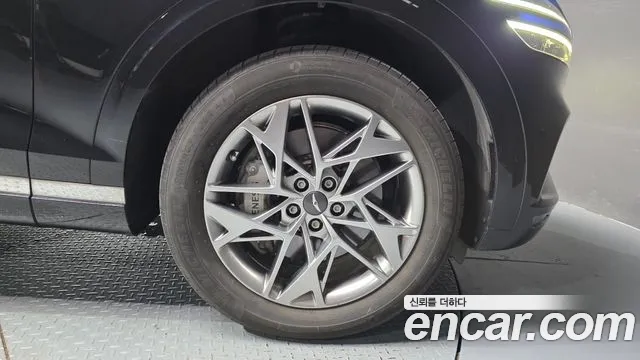 Genesis GV70 — Фото автомобиля 21
