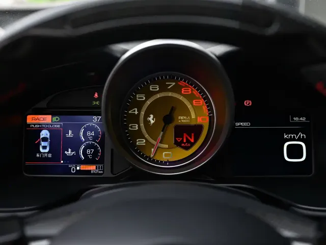 Ferrari Portofino 2021 Model 3.9T M — Фото автомобиля 11