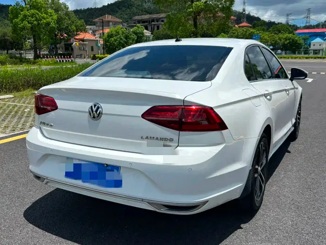 Volkswagen Lamando — Фото автомобиля 3