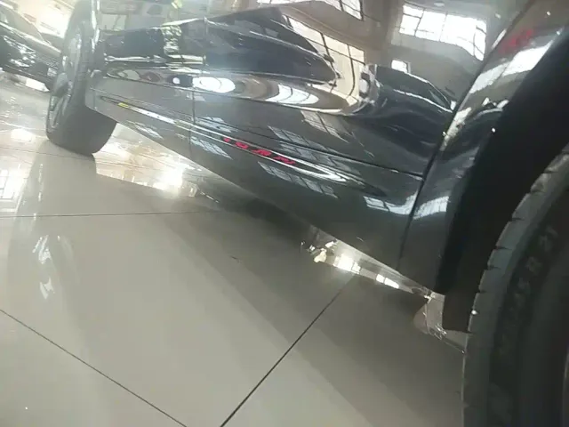 Li Auto L7 — Фото автомобиля 21