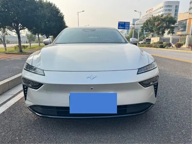 Dongfeng eπ 007 — Фото автомобиля 2