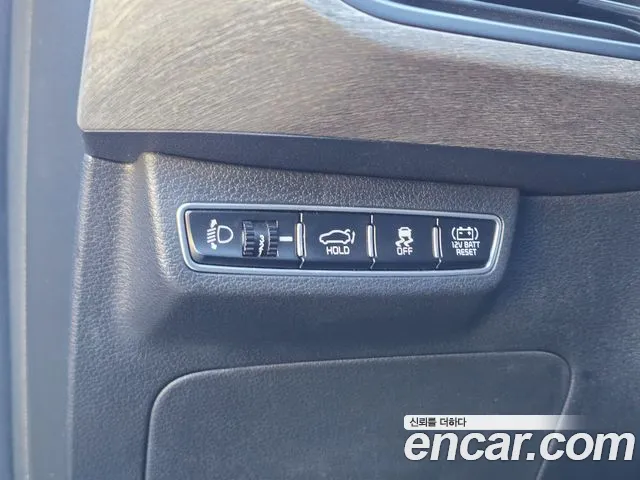 Kia K8 Hybrid — Фото автомобиля 10