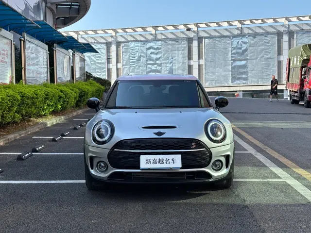 MINI Clubman — Фото автомобиля 2
