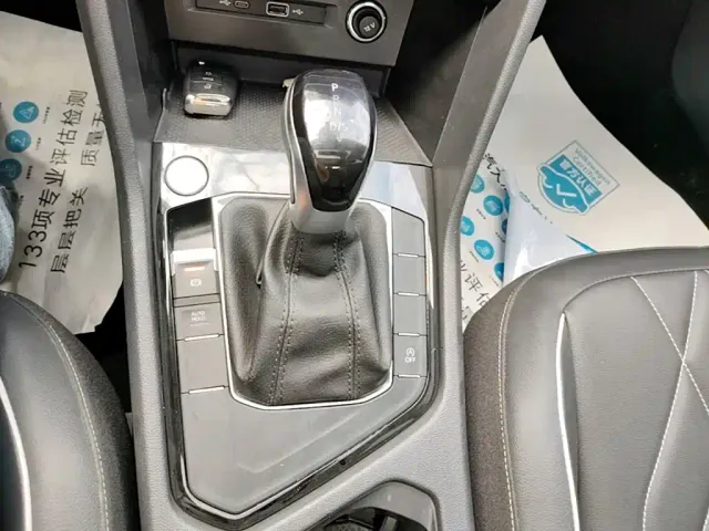 Volkswagen Tiguan L — Фото автомобиля 13