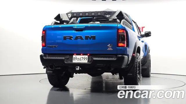 Dodge Ram — Фото автомобиля 4