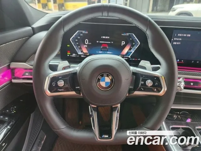 BMW 7-Series 7 серия (G70) 740i xDrive M Sport — Фото автомобиля 13