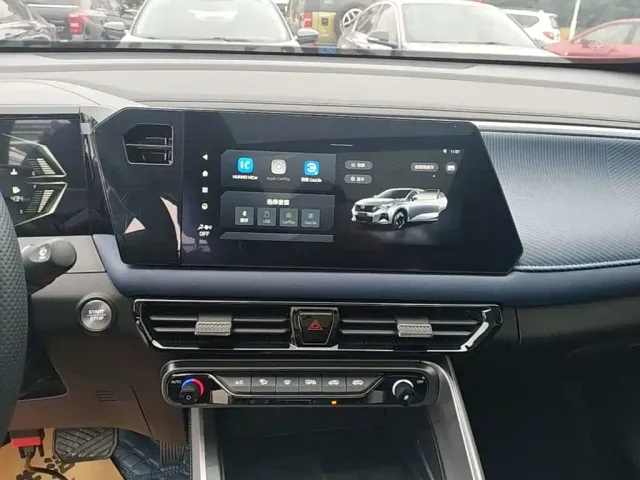 GAC Trumpchi GS3 — Фото автомобиля 12