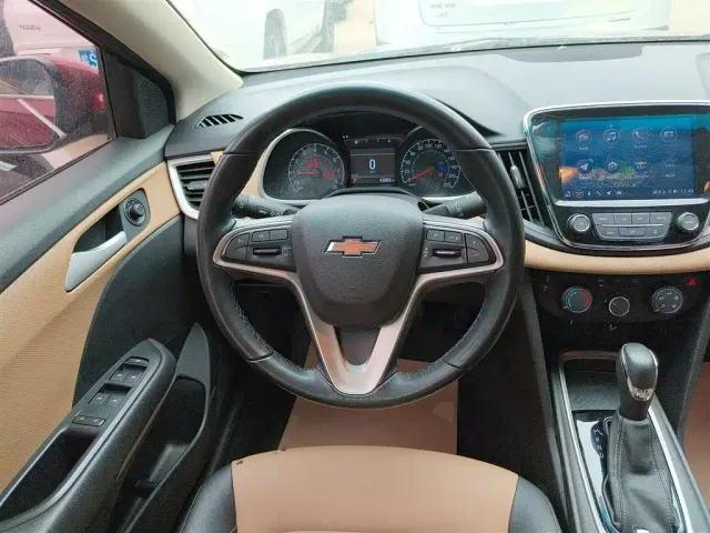 Chevrolet Monza — Фото автомобиля 10