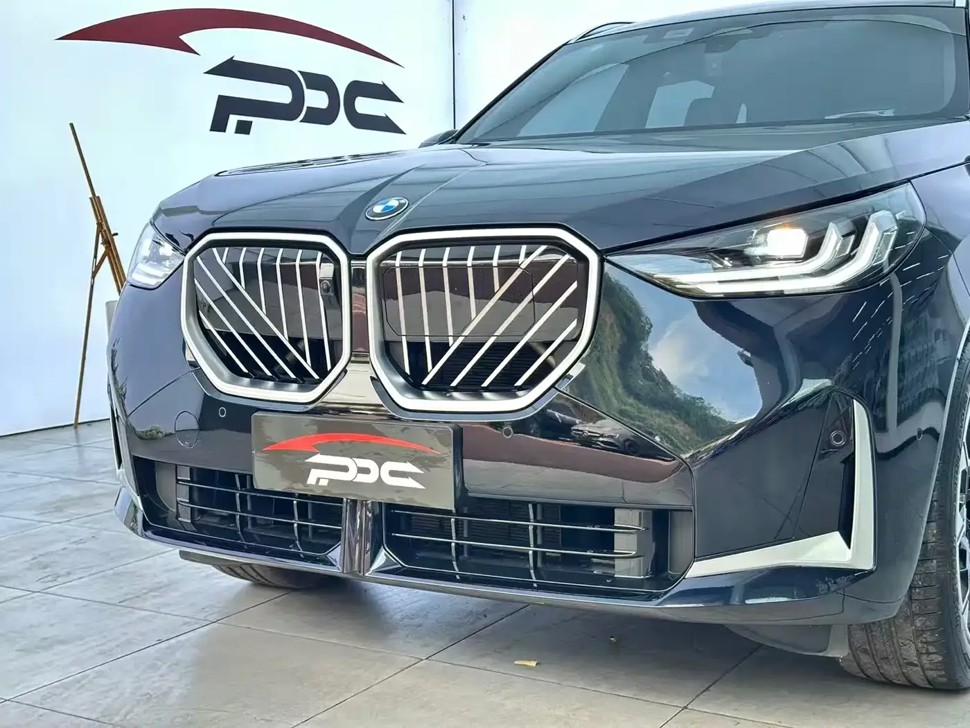 BMW BMW X3 2025 xDrive30L Leading M Sport Package — Фото автомобиля 4