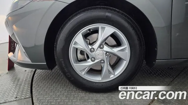 Hyundai AVANTE Avante (CN7) 1.6 LPi (Для проката) — Фото автомобиля 5