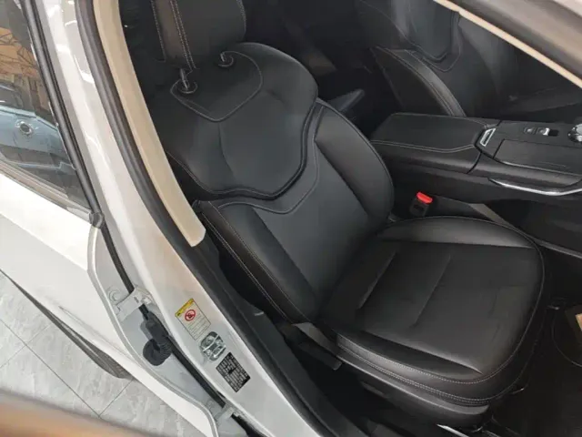 Haval H6 — Фото автомобиля 24
