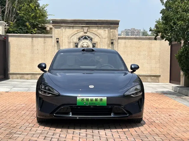 Xiaomi SU7 — Фото автомобиля 2