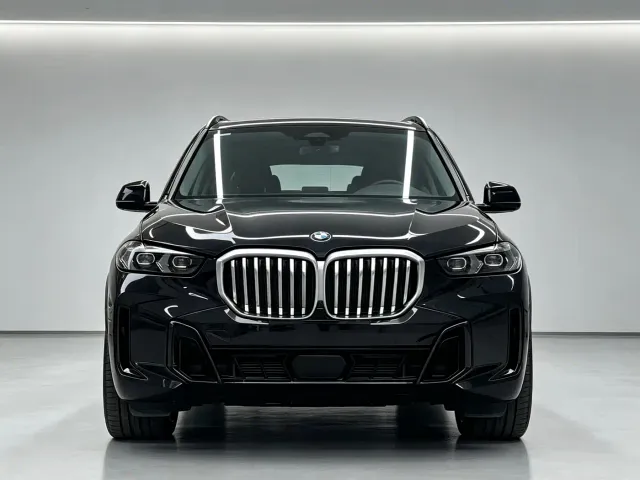 Фотография автомобиля — BMW X5