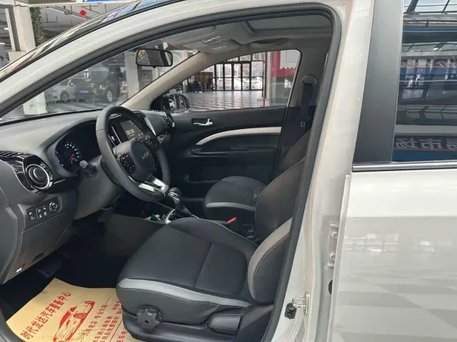 Kia KX1 — Фото автомобиля 7