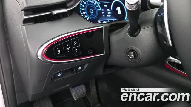Genesis GV70 — Фото автомобиля 14