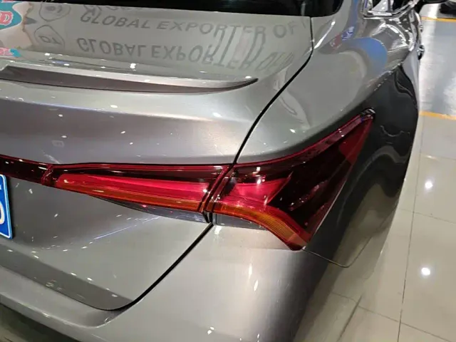 Toyota Avalon — Фото автомобиля 7