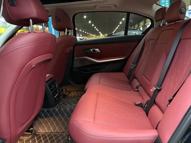 BMW 3 Series — Фото автомобиля 13
