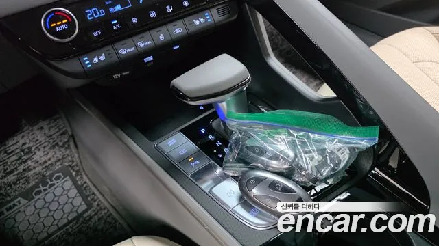 Hyundai Avante CN7 — Фото автомобиля 8