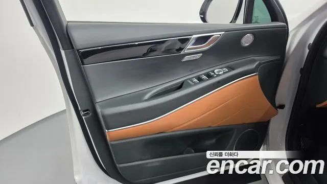 Genesis GV80 2.5T Бензин AWD — Фото автомобиля 20