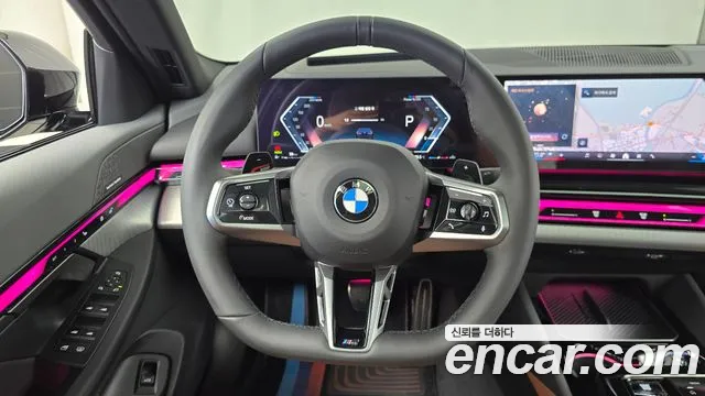 BMW 5-Series — Фото автомобиля 12