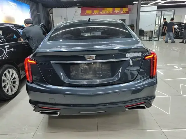 Cadillac CT5 — Фото автомобиля 5