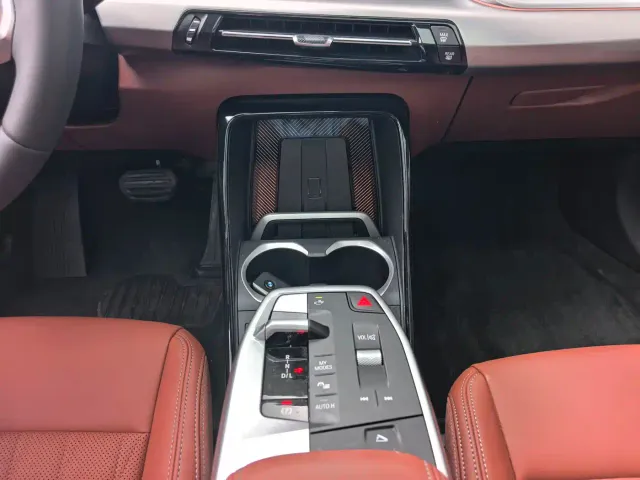 BMW BMW X1 2025 sDrive25Li M Sport Package — Фото автомобиля 11
