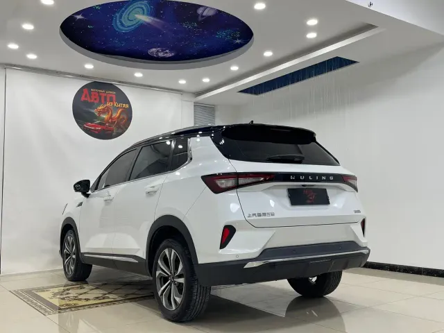 Wuling Asta — Фото автомобиля 16