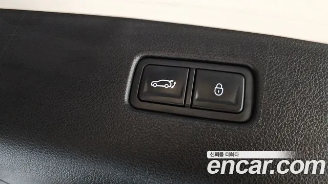Genesis GV70 2.5T Бензин AWD — Фото автомобиля 30