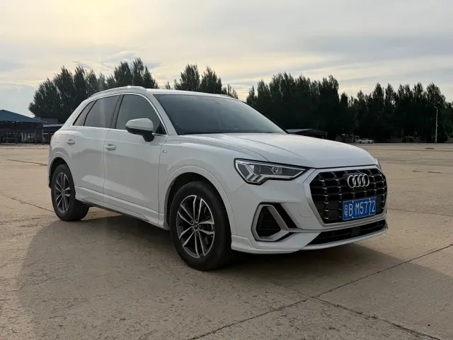 Audi Q3 — Фото автомобиля 3