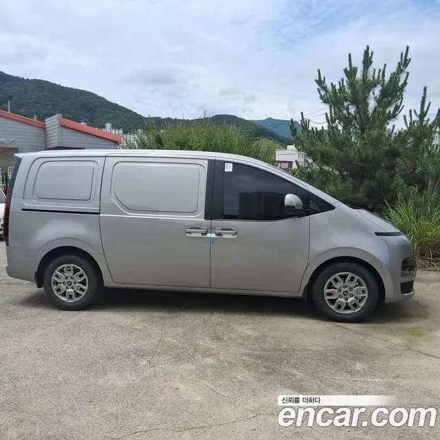 Hyundai Staria Staria (New) — Фото автомобиля 17