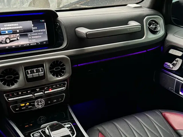 Mercedes-Benz G-Class — Фото автомобиля 15