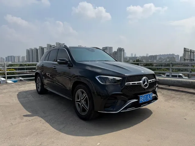 Mercedes-Benz GLE-Class — Фото автомобиля 3