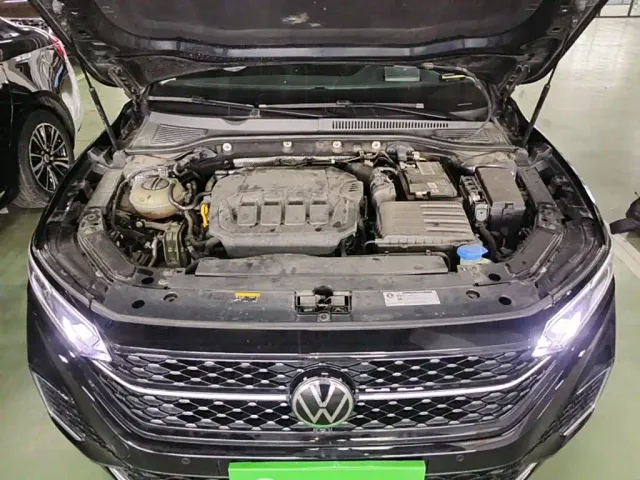 Volkswagen Passat — Фото автомобиля 19