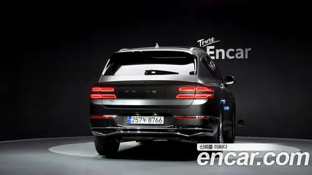 Genesis GV80 2.5T Бензин 2WD — Фото автомобиля 4
