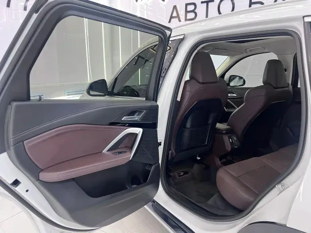 BMW X1 — Фото автомобиля 13