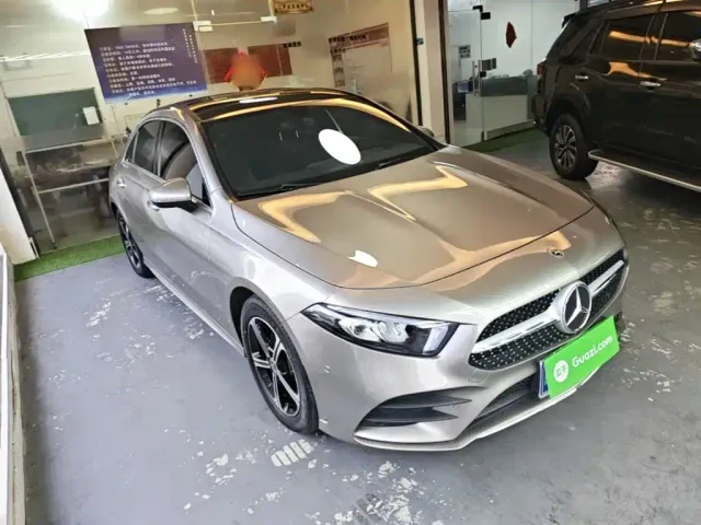 Mercedes-Benz A-Class — Фото автомобиля 3