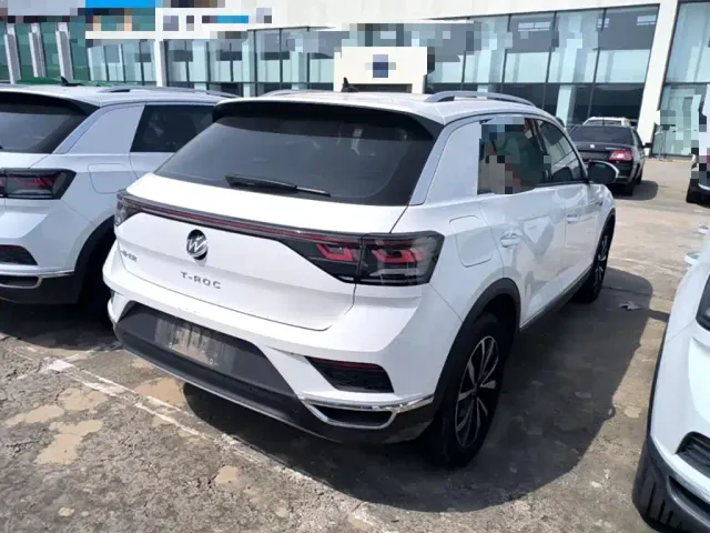 Volkswagen T-Roc — Фото автомобиля 6
