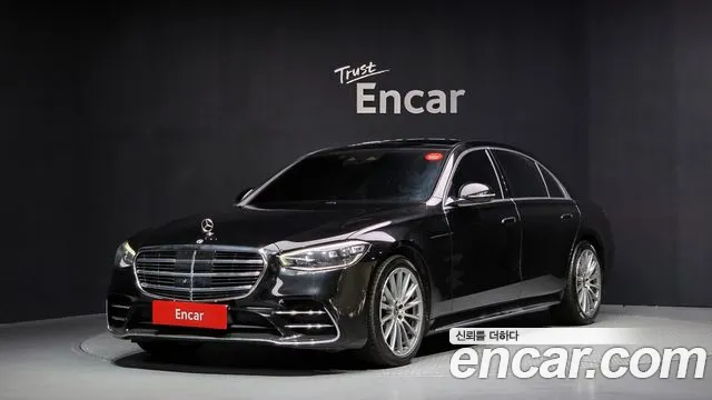 Фотография автомобиля — Mercedes-Benz S-Class