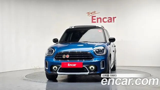 MINI Countryman — Фото автомобиля 3