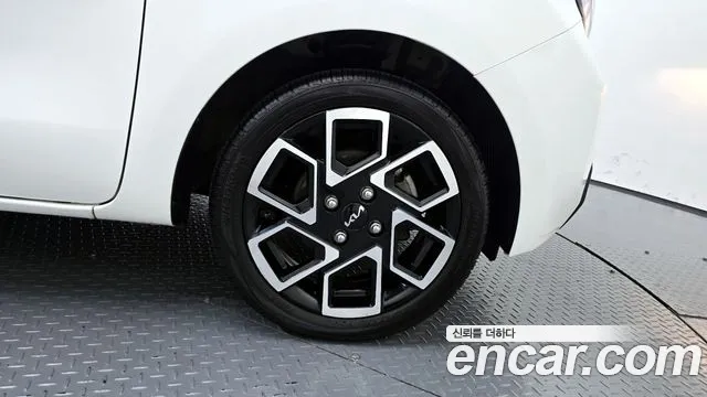 Kia RAY Новый Kia Ray Signature — Фото автомобиля 5