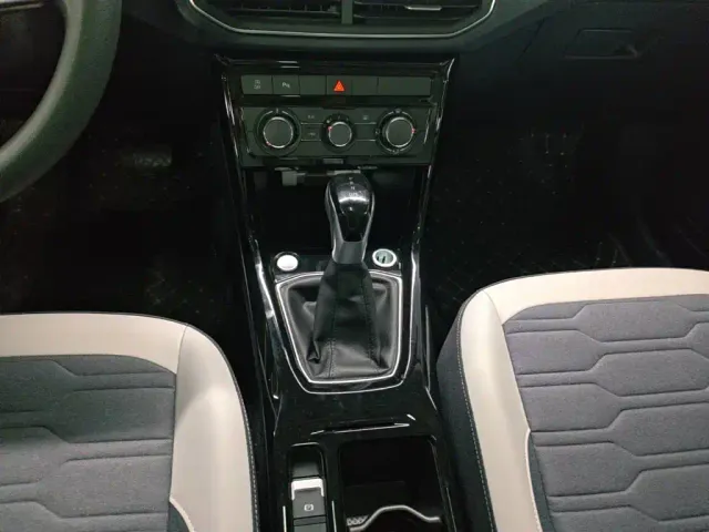 Volkswagen Tharu — Фото автомобиля 13