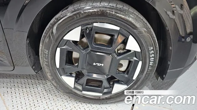 Kia Carnival Generation 4 — Фото автомобиля 6
