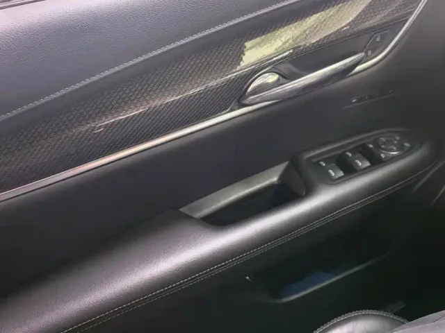 Cadillac XT5 — Фото автомобиля 7