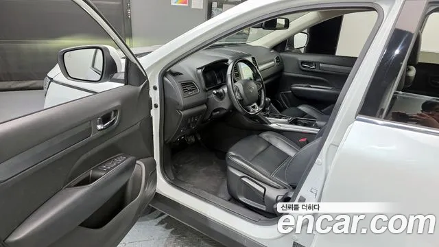 Renault-KoreaSamsung QM6 Новый QM6 2.0 GDe LE Signature 2WD — Фото автомобиля 10